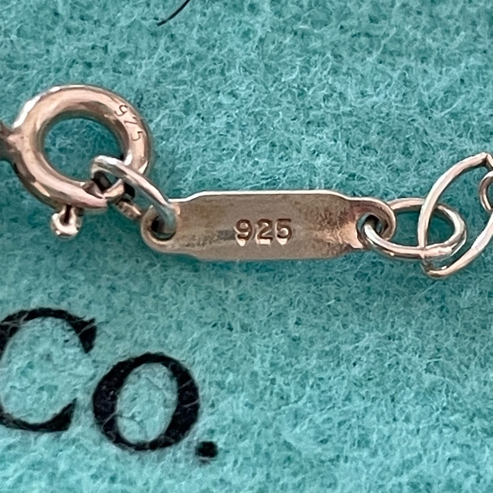 Tiffany & Co daisy key necklace‎ - Picture 8 of 9